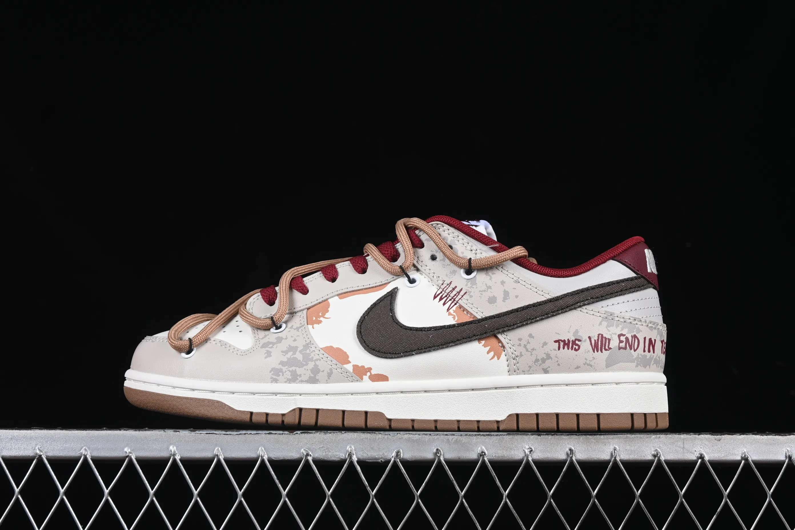 All Categories Nk SB Dunk Series Nk SB Dunk Low Low-top Sneakers Nk Dunk Low Koala Party Deserted End Retro Style Wasteland Deconstruction Old Graffiti Beige Low-top Casual Sneakers FB7160-161